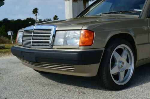 Mercedes-Benz 190