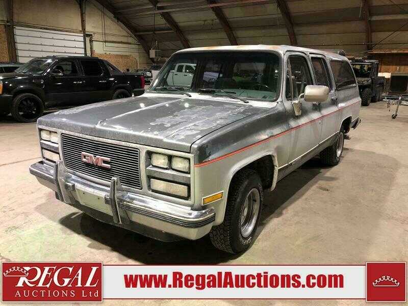 GMC Suburban