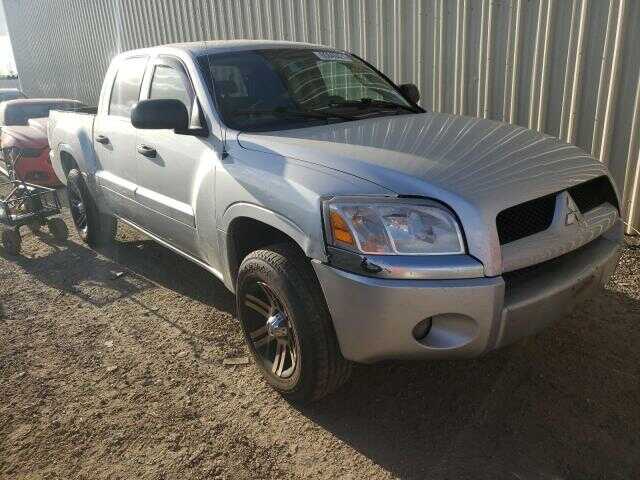 Mitsubishi Raider