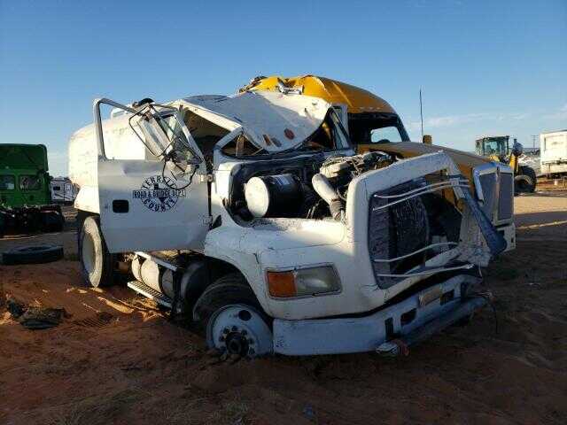 Ford LA9000