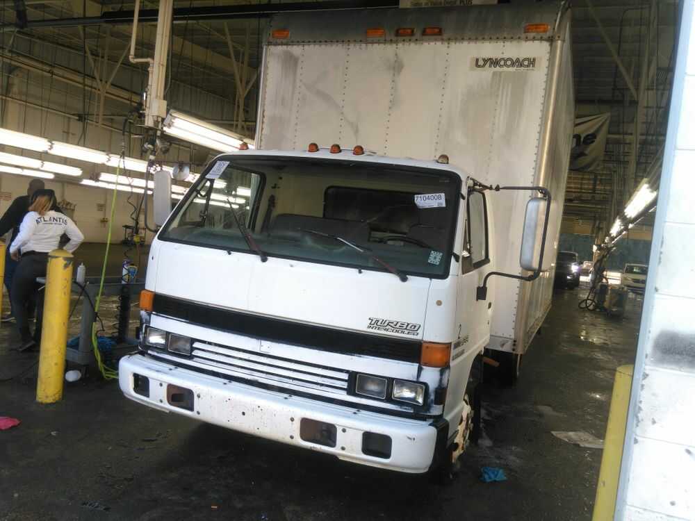 Isuzu NPR