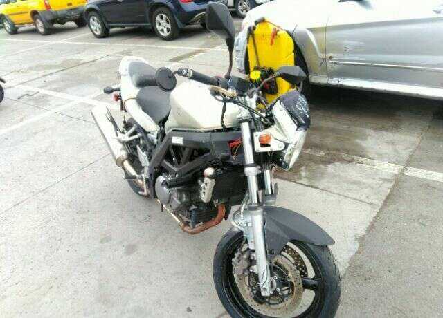 Suzuki SV650/SV650S
