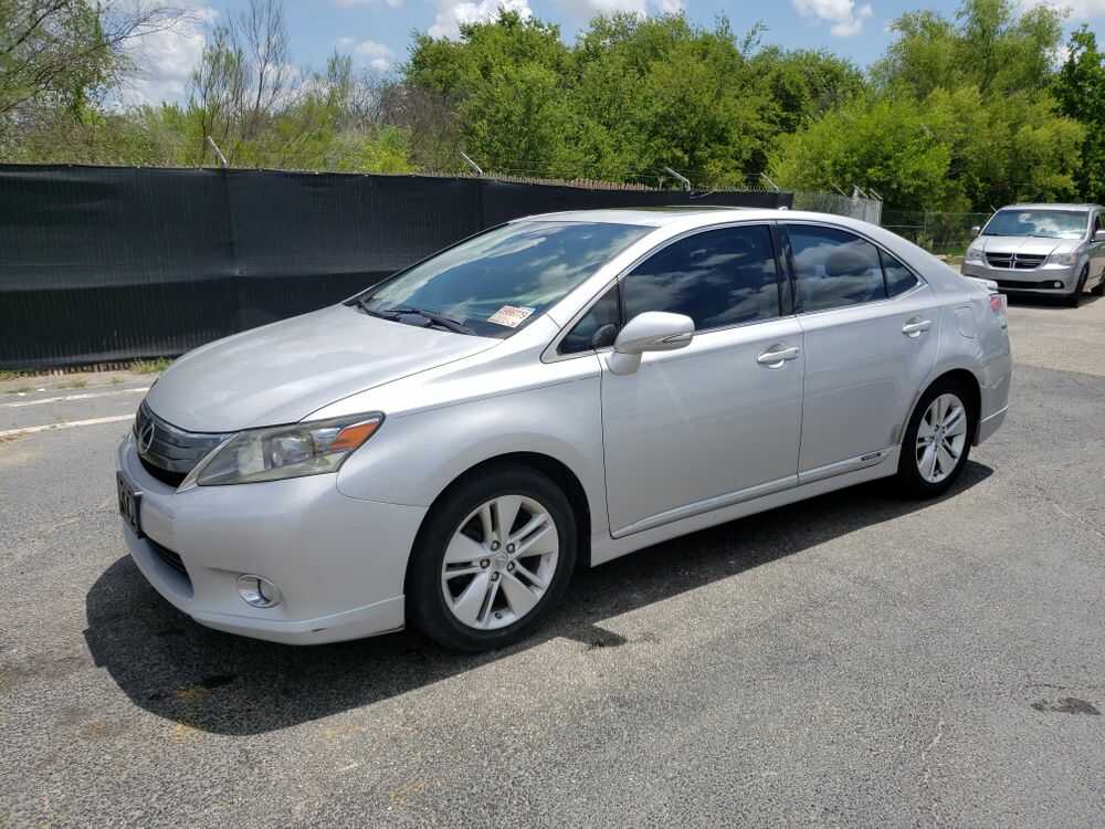Lexus HS
