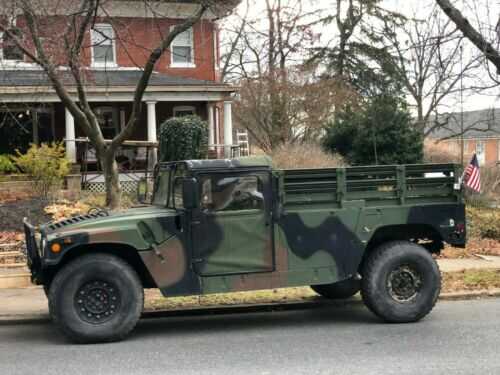 HUMMER H1