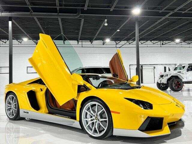 LAMBORGHINI