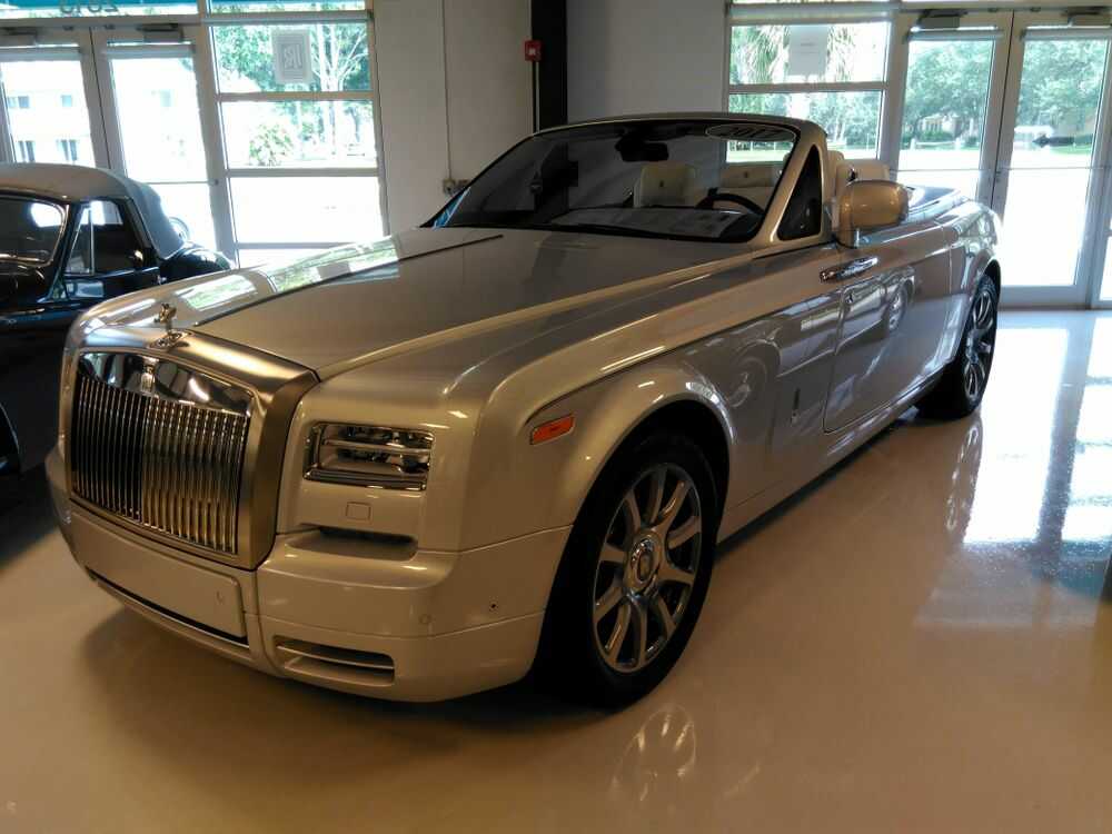 Rolls-Royce Phantom