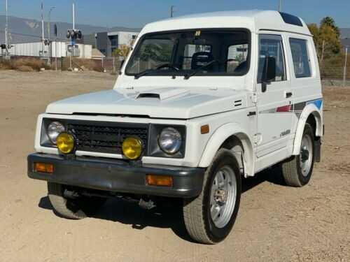 Suzuki Samurai