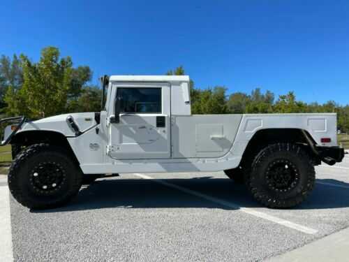 HUMMER H1