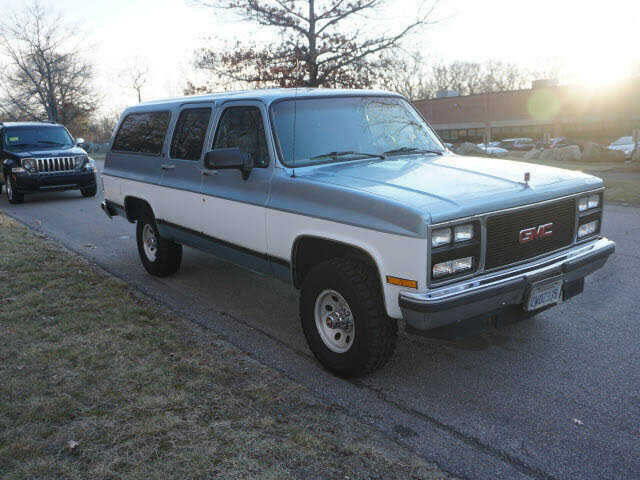 GMC Suburban