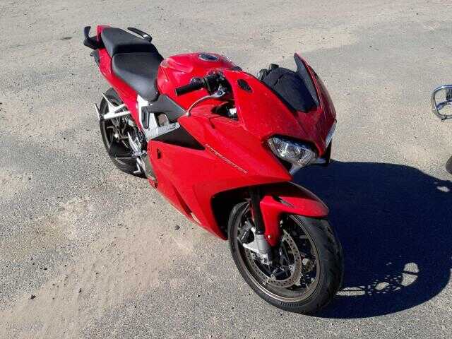 Honda VFR800F (INTERCEPTOR)
