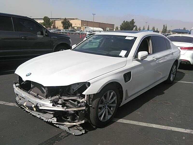 BMW 740e