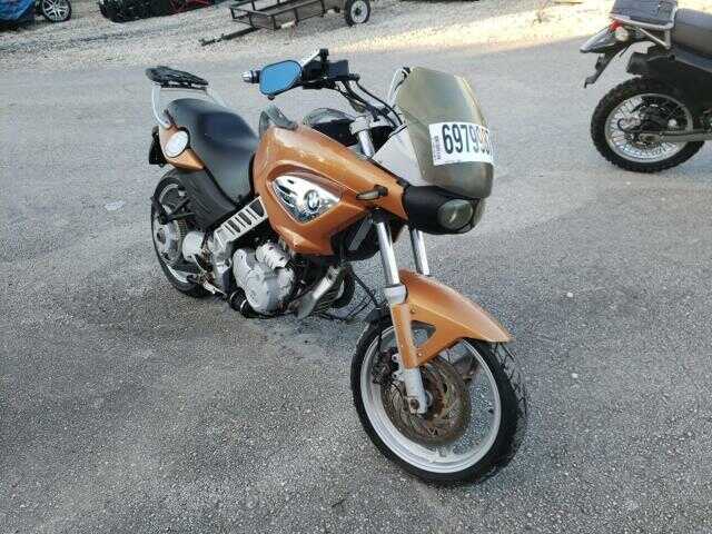 BMW F 650 CS