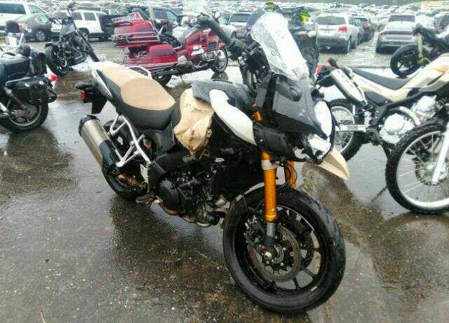Suzuki DL1000AL/DL1000AAL