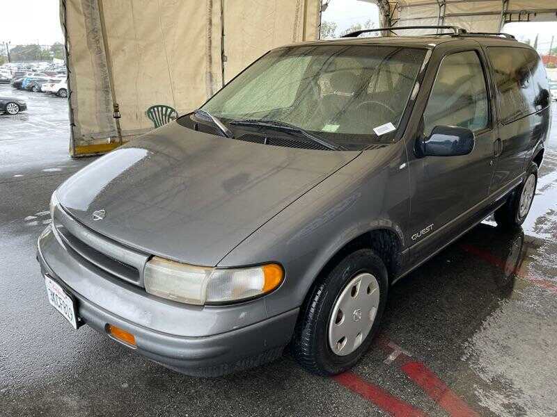 Nissan Quest