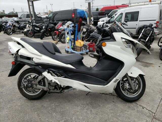 Suzuki AN400