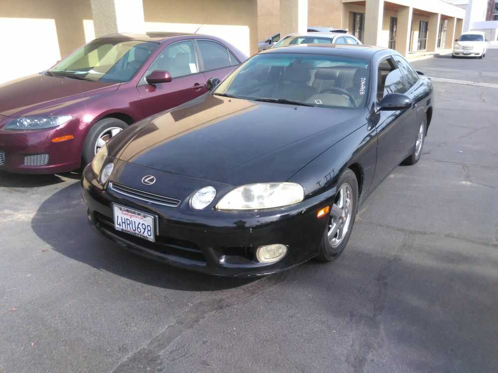 LEXUS