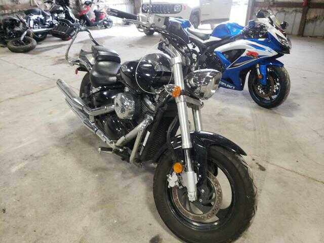 Suzuki VZ800
