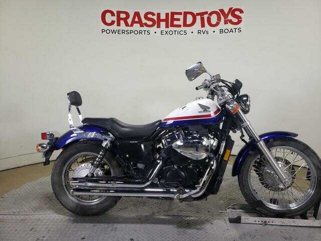 Honda VT750 (Shadow)