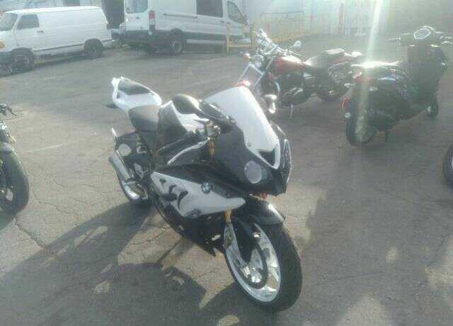 BMW S 1000 RR