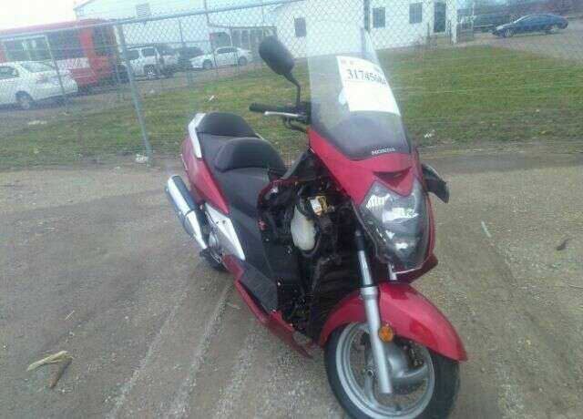 Honda FSC600 (Silver Wing)