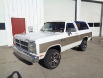 Dodge Ramcharger