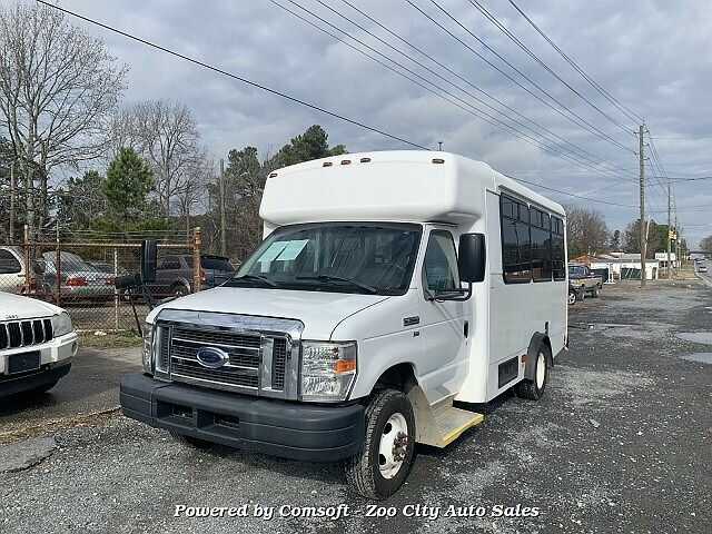 2012 FORD E-350