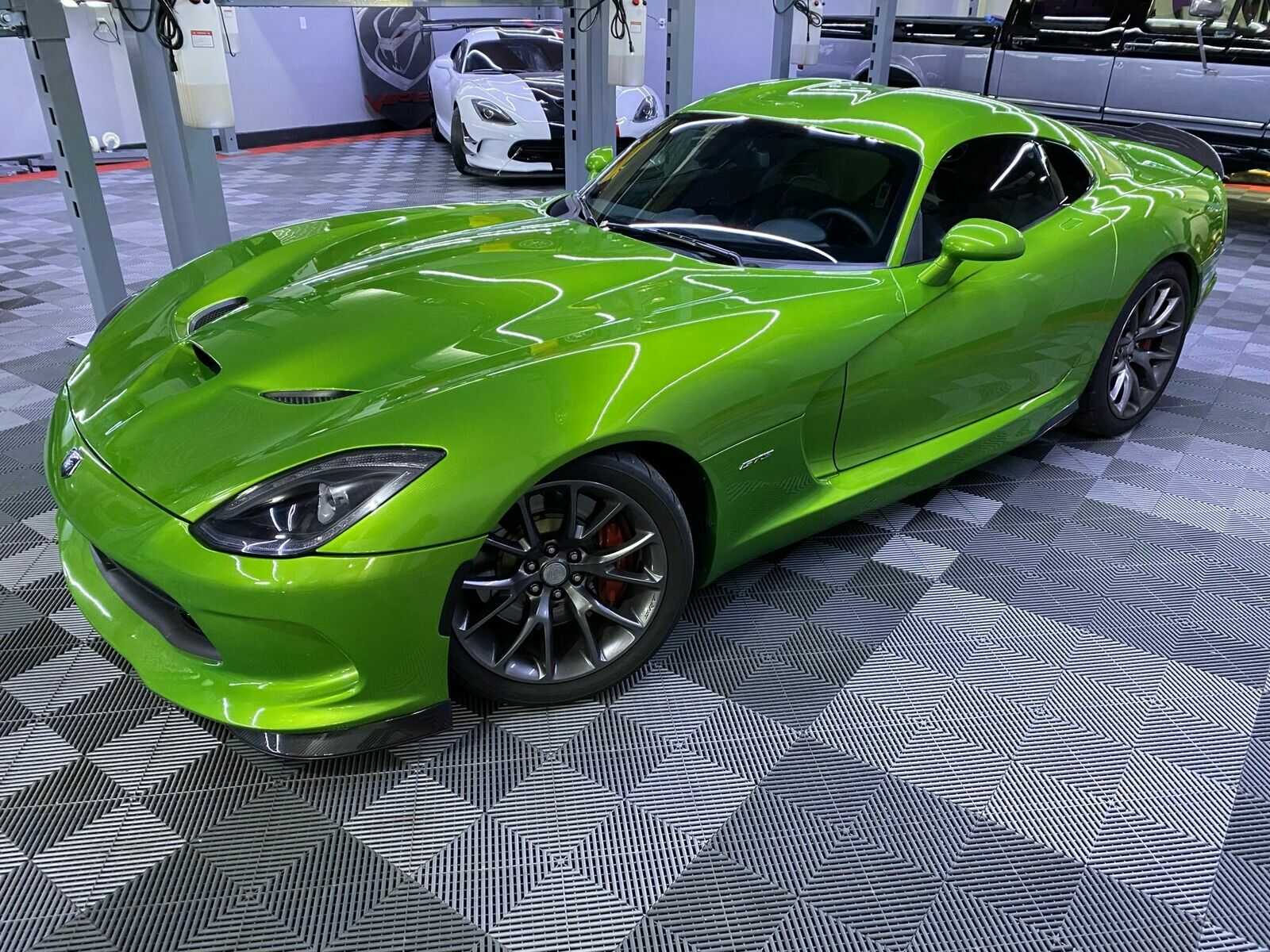 Dodge Viper