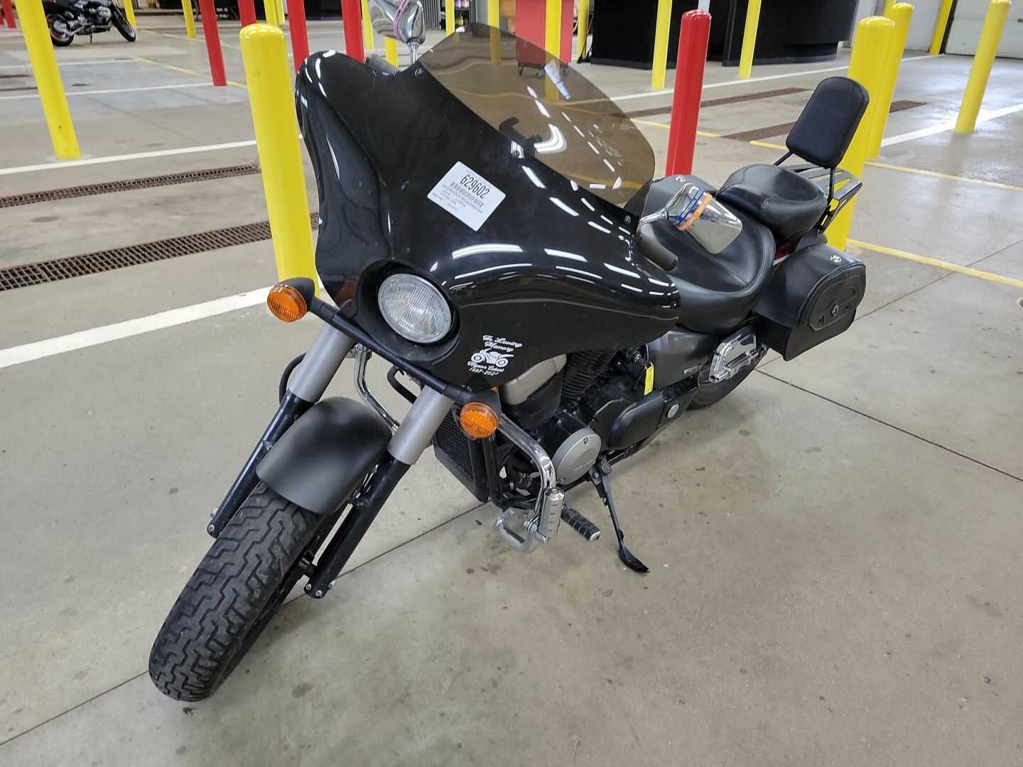 Honda VT750 (Shadow Phantom)