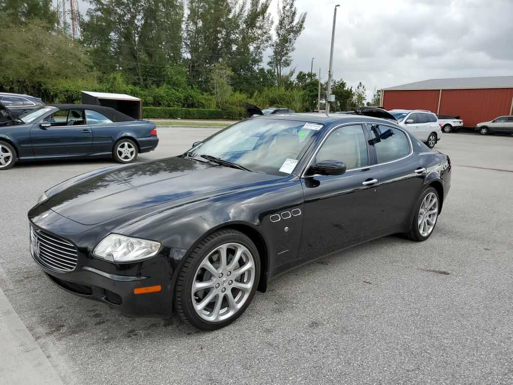 Maserati Quattroporte