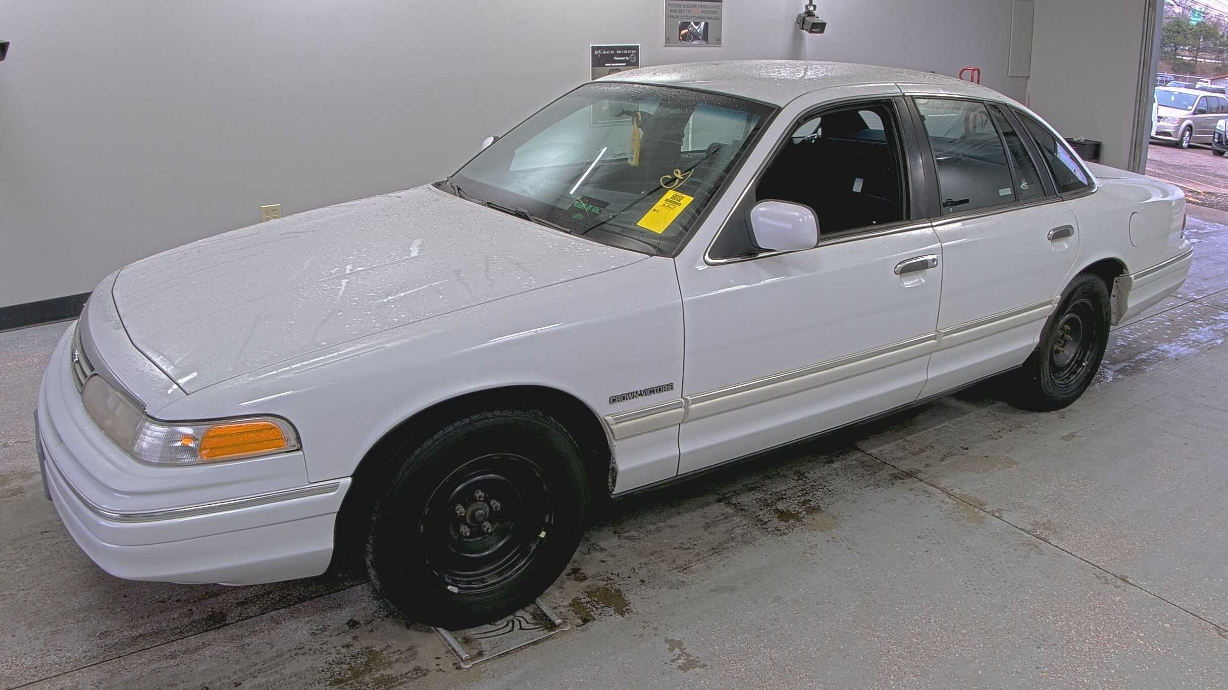 Ford Crown Victoria