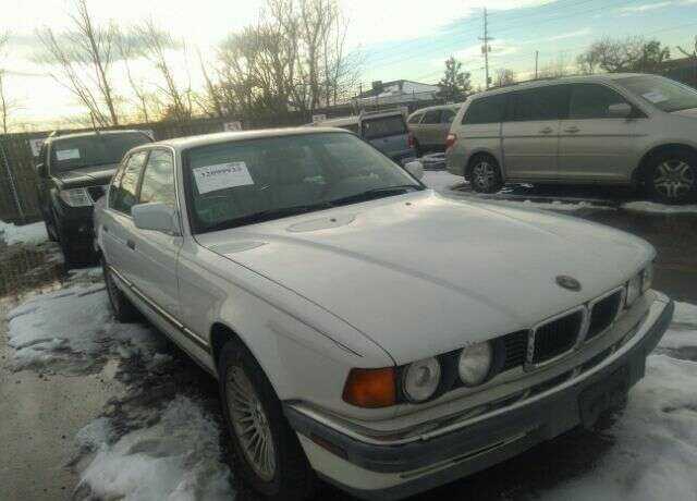 BMW 740i