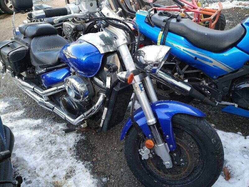 Suzuki VZ800