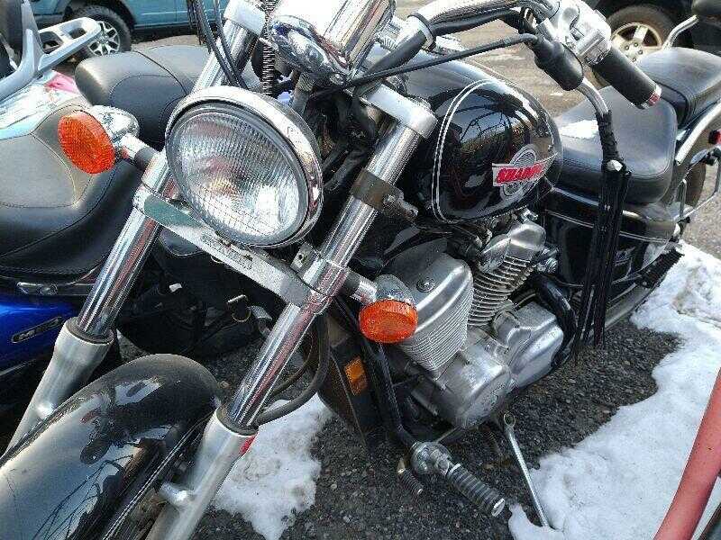 Honda VT600C (SHADOW VLX)