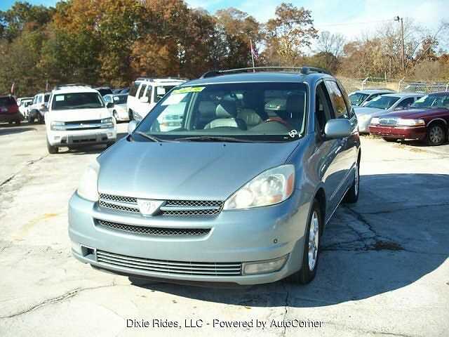 2004 TOYOTA Sienna