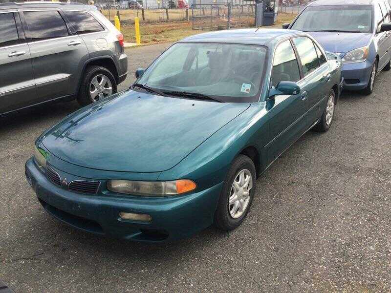 Mitsubishi Galant