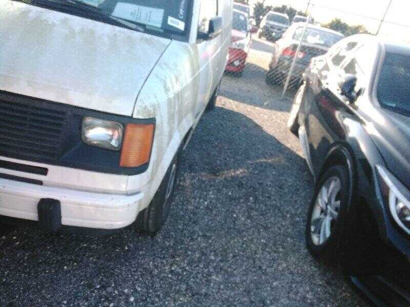 Chevrolet Astro Van