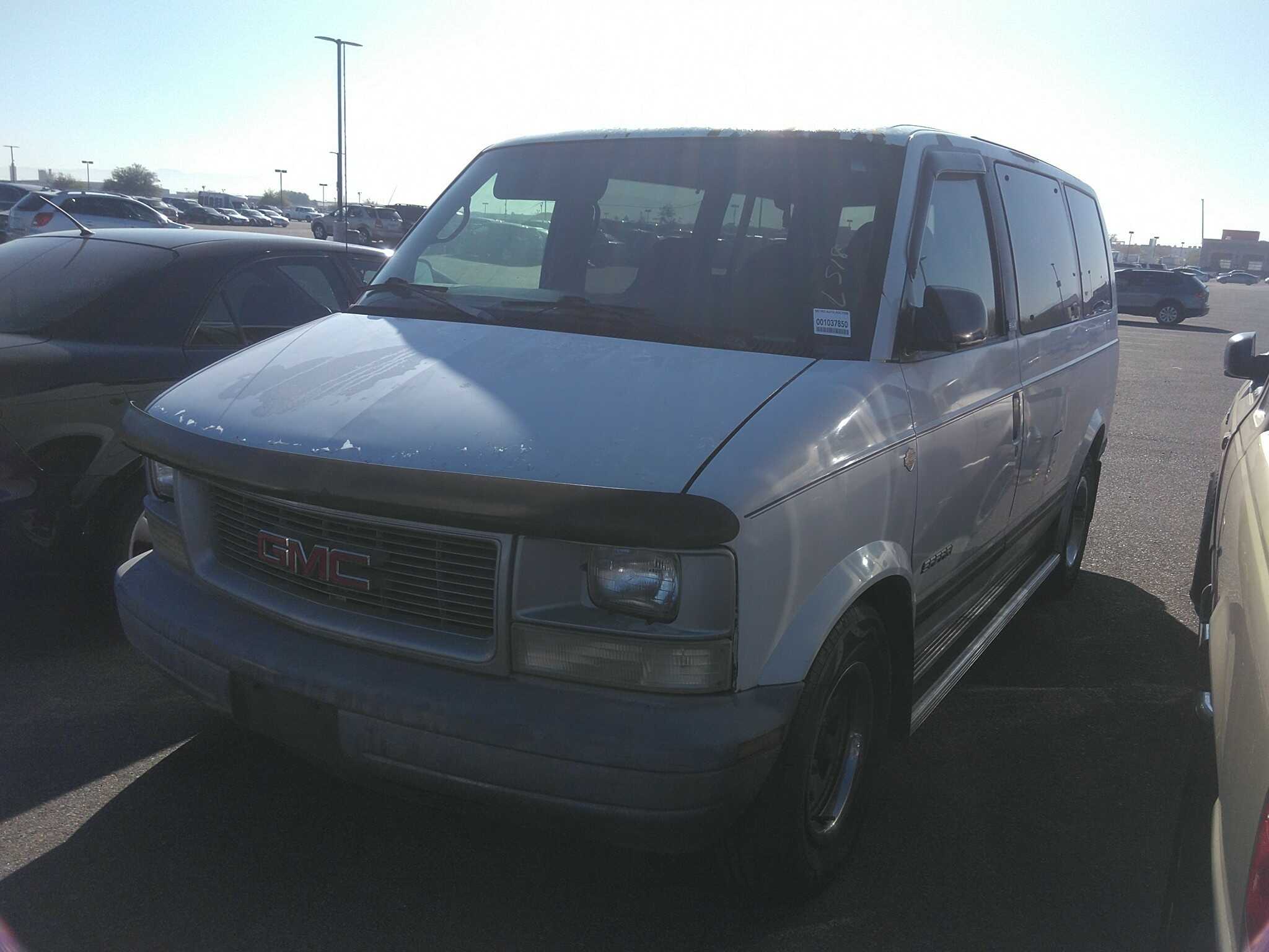 GMC Safari