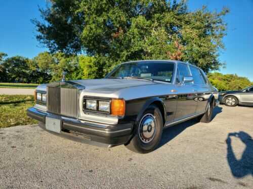 Rolls-Royce Silver Spur