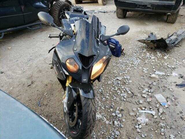 BMW S 1000 RR