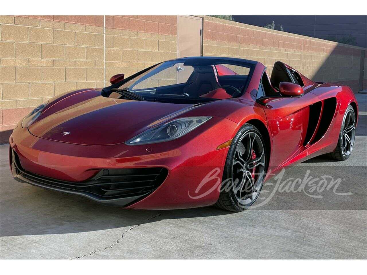 McLaren MP4-12C