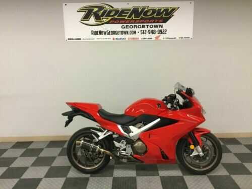 Honda VFR800F (INTERCEPTOR)
