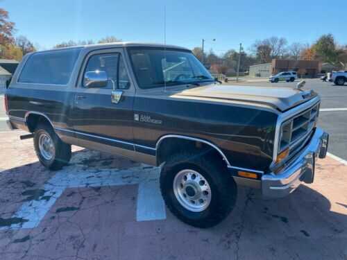 Dodge Ramcharger