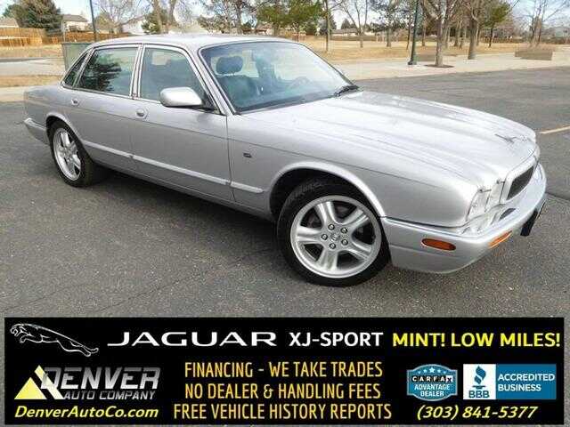 Jaguar XJ