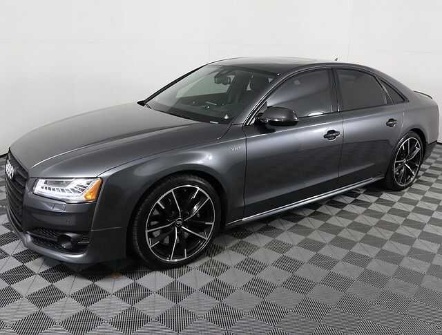 Audi S8