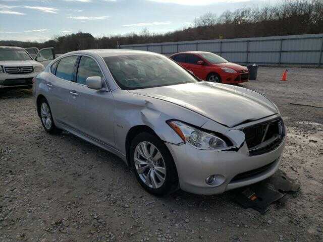 Infiniti M35h