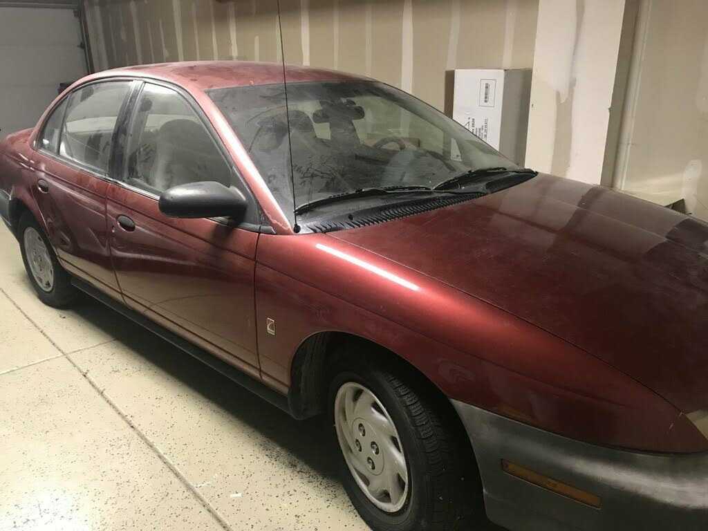 Saturn SL