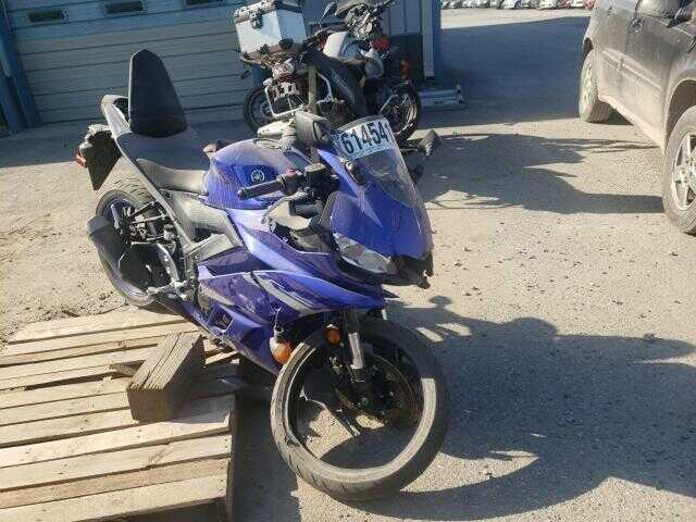 YAMAHA