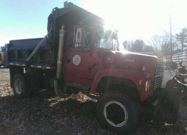 Ford L8000