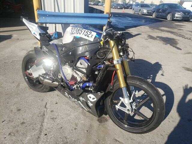 BMW S 1000 RR