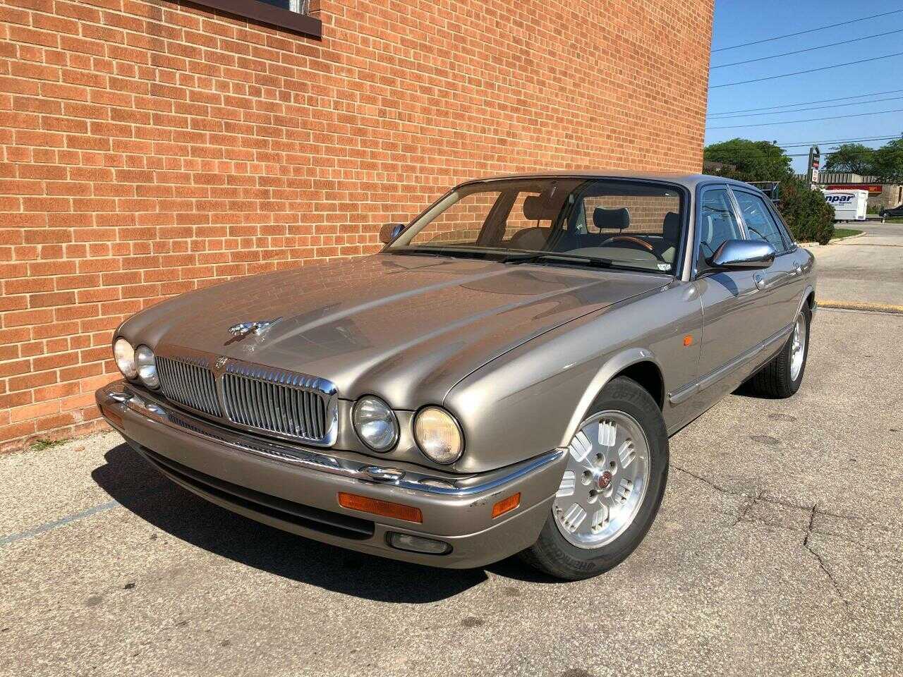 Jaguar Vanden Plas